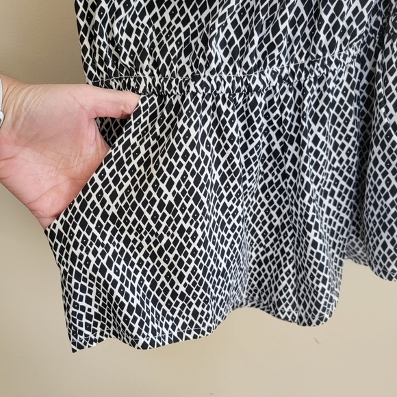 Rip Curl | Beachy Mystic Tribe Romper Size Small - Picture 4 of 7